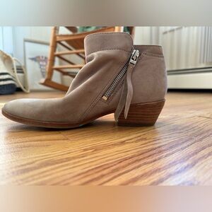 Women’s Ankle Boots - Size 6.5 Sam Edelman